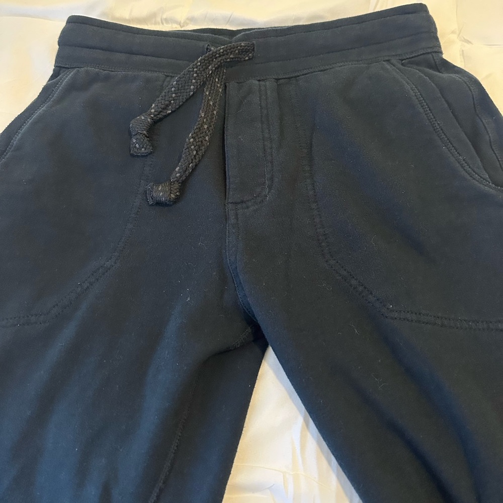 Black Lululemon pant